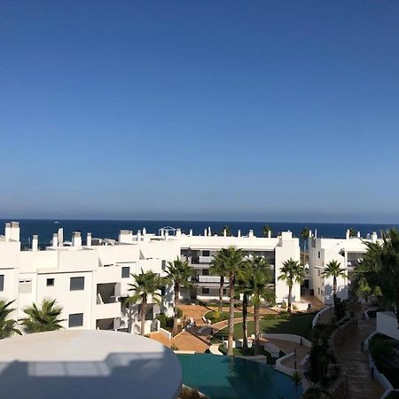 Luxury Beach Front Apartment 阿勒纳勒斯德尔索尔 外观 照片