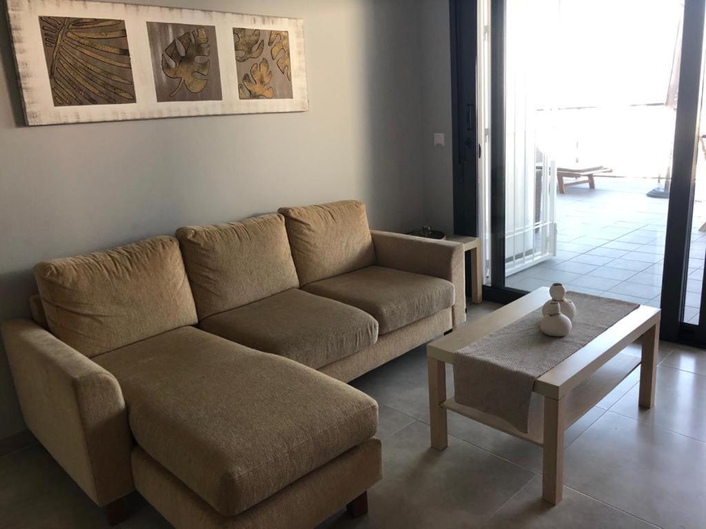 Luxury Beach Front Apartment 阿勒纳勒斯德尔索尔 外观 照片