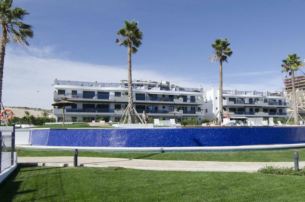 Luxury Beach Front Apartment 阿勒纳勒斯德尔索尔 外观 照片