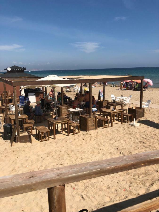 Luxury Beach Front Apartment 阿勒纳勒斯德尔索尔 外观 照片